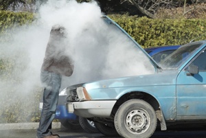 维护您的汽车冷却系统 - 何时查看专家
